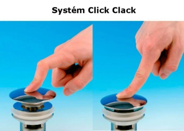 Ruka stiská klikací výpust umyvadla značky Click Clack.