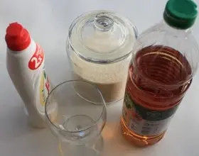 Složení na past z octa cukru pro octomilky.